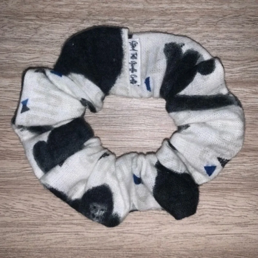 $7ea or 3/$15 Save the Gorillas hair Scrunchie new